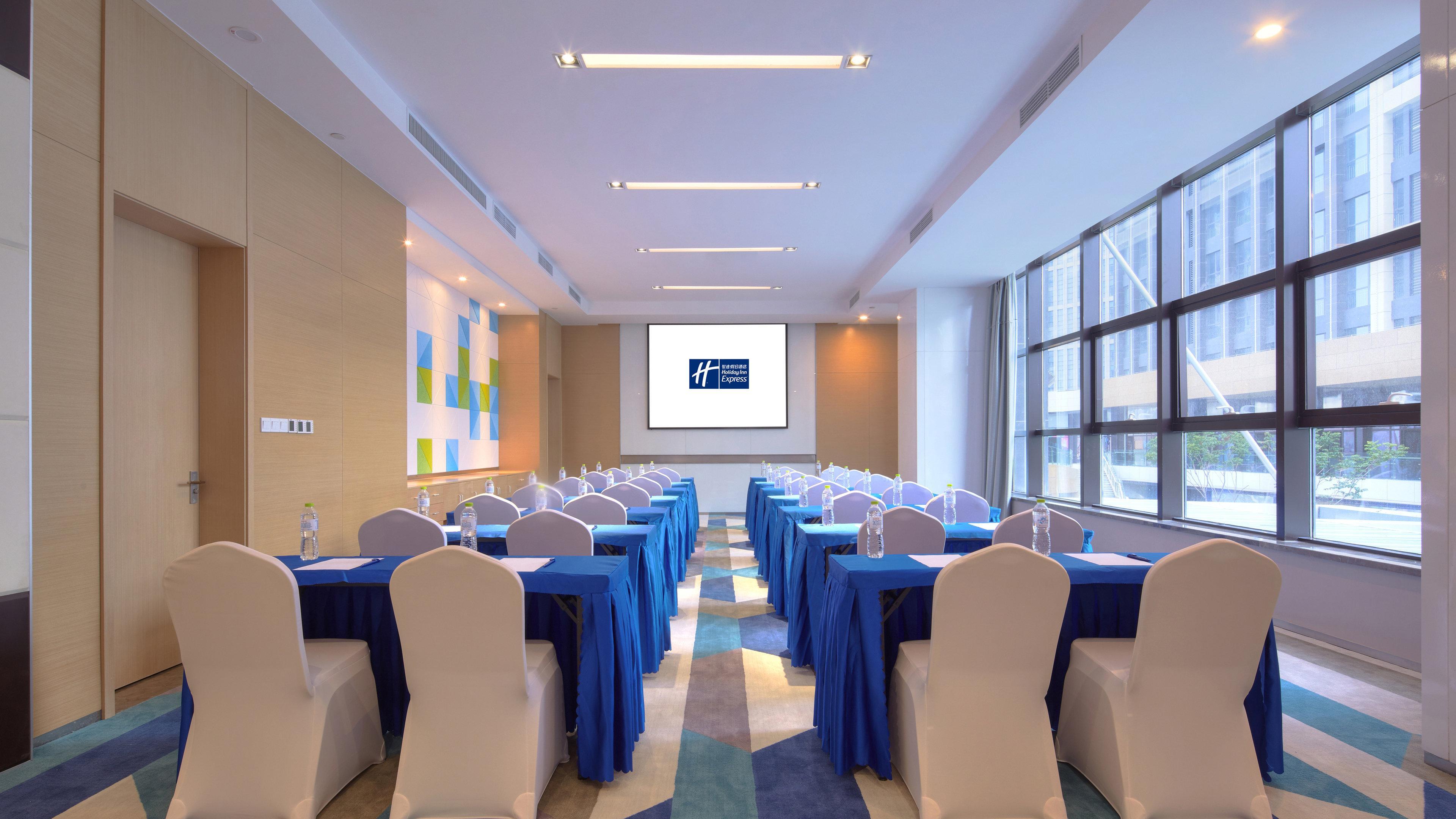 Holiday Inn Express - Qingdao West Coast By Ihg ภายนอก รูปภาพ