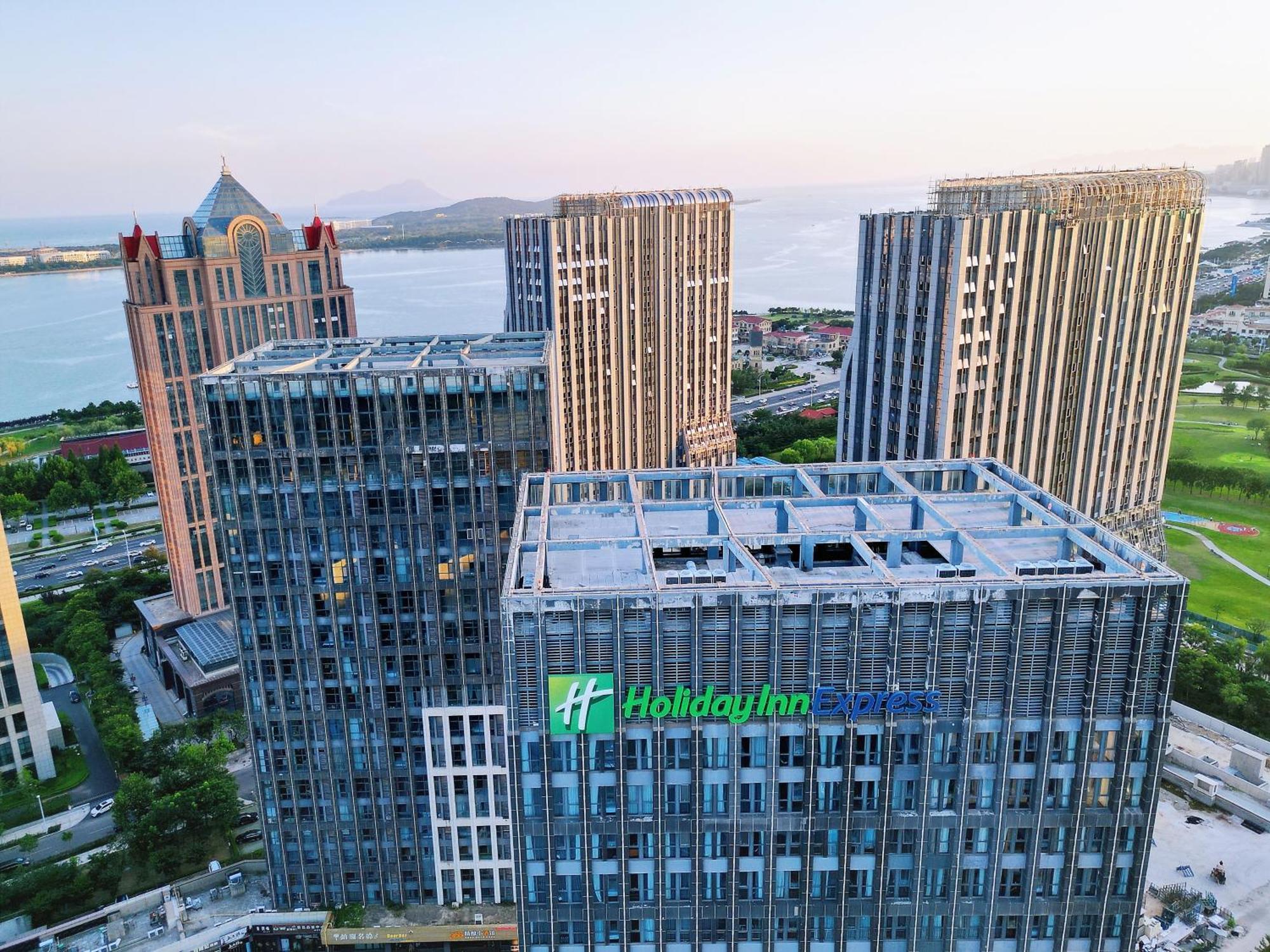Holiday Inn Express - Qingdao West Coast By Ihg ภายนอก รูปภาพ